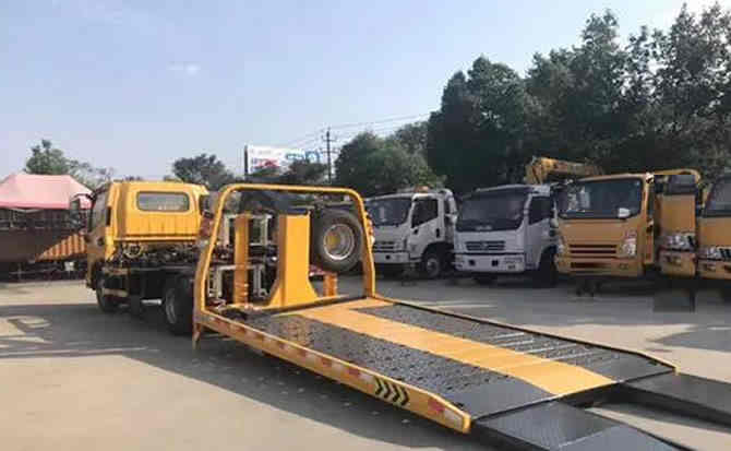 三门汽车中途维修案例